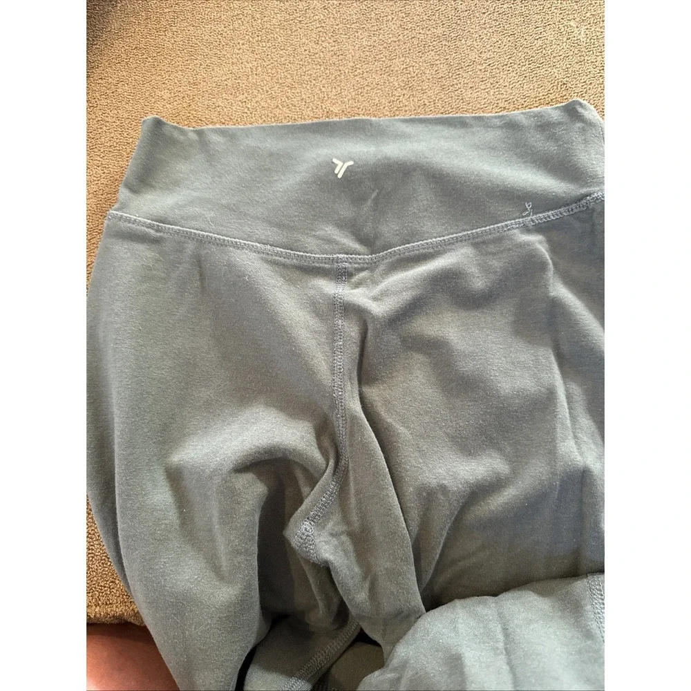 Old Navy Active Powerchill High Rise Flare Go-Dry Pants Size L 10-12 (AH)
